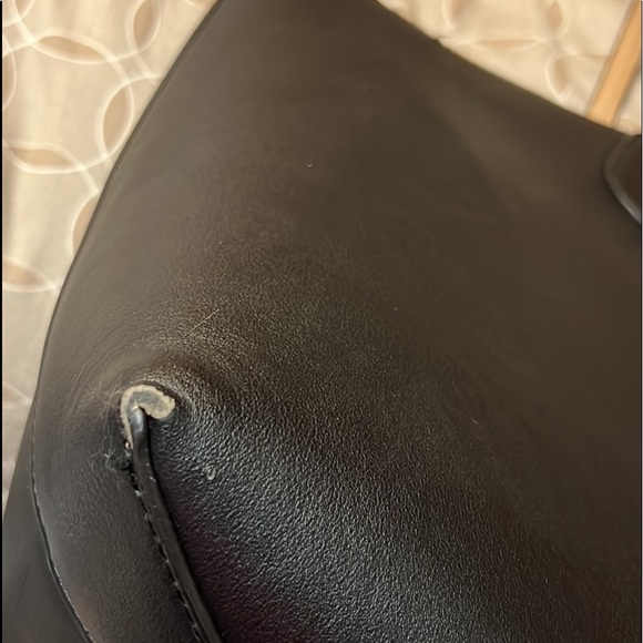 ALDO PURSE REALLY BIG LOTS OF SPACE - Picture 3 of 3